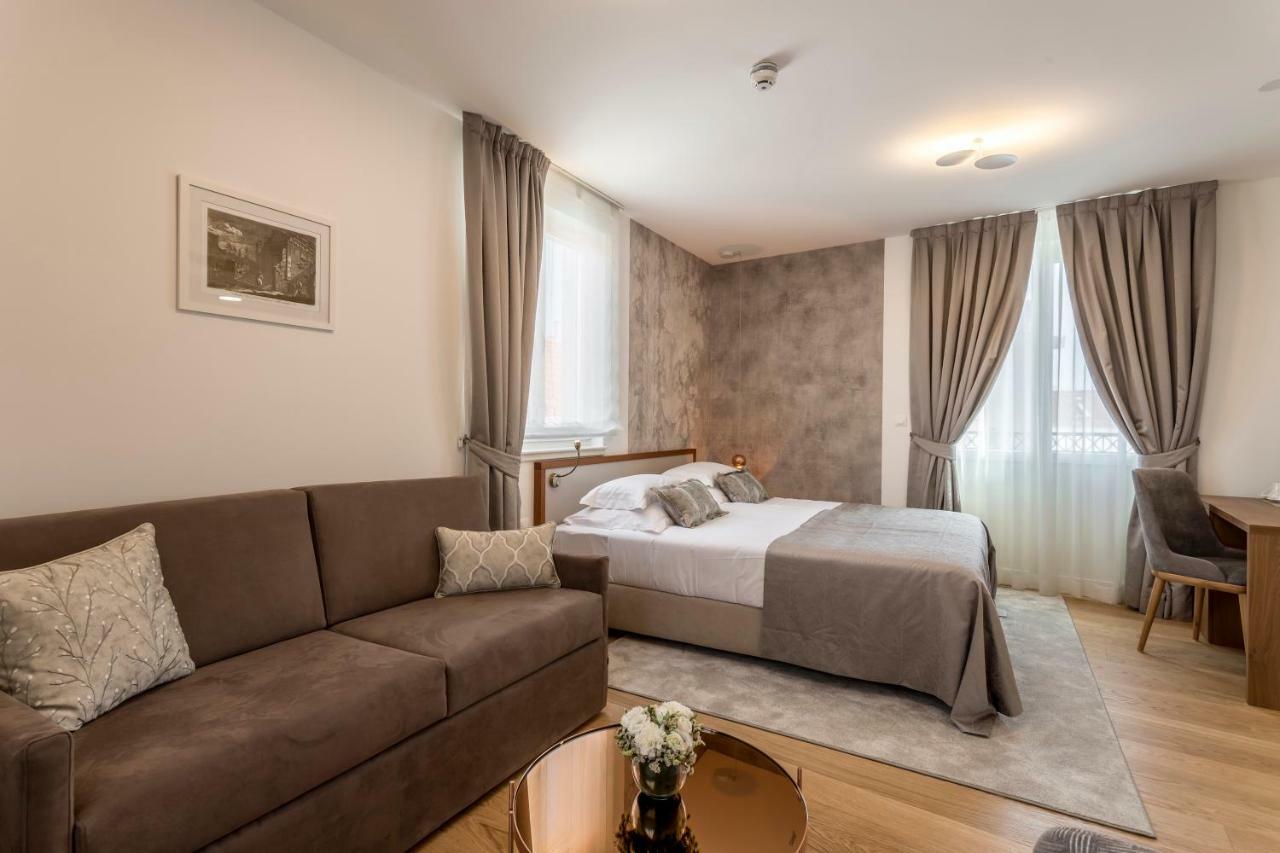 سبليت Residence Stine المظهر الخارجي الصورة